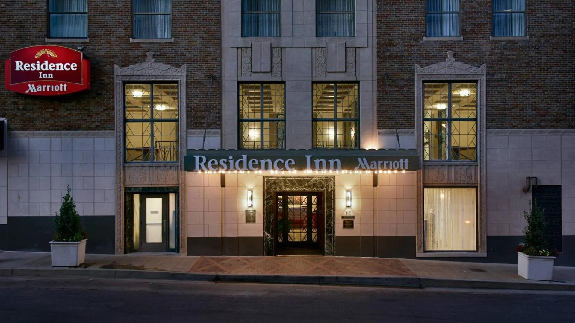 Residence Inn Memphis Downtown 3*,  United States